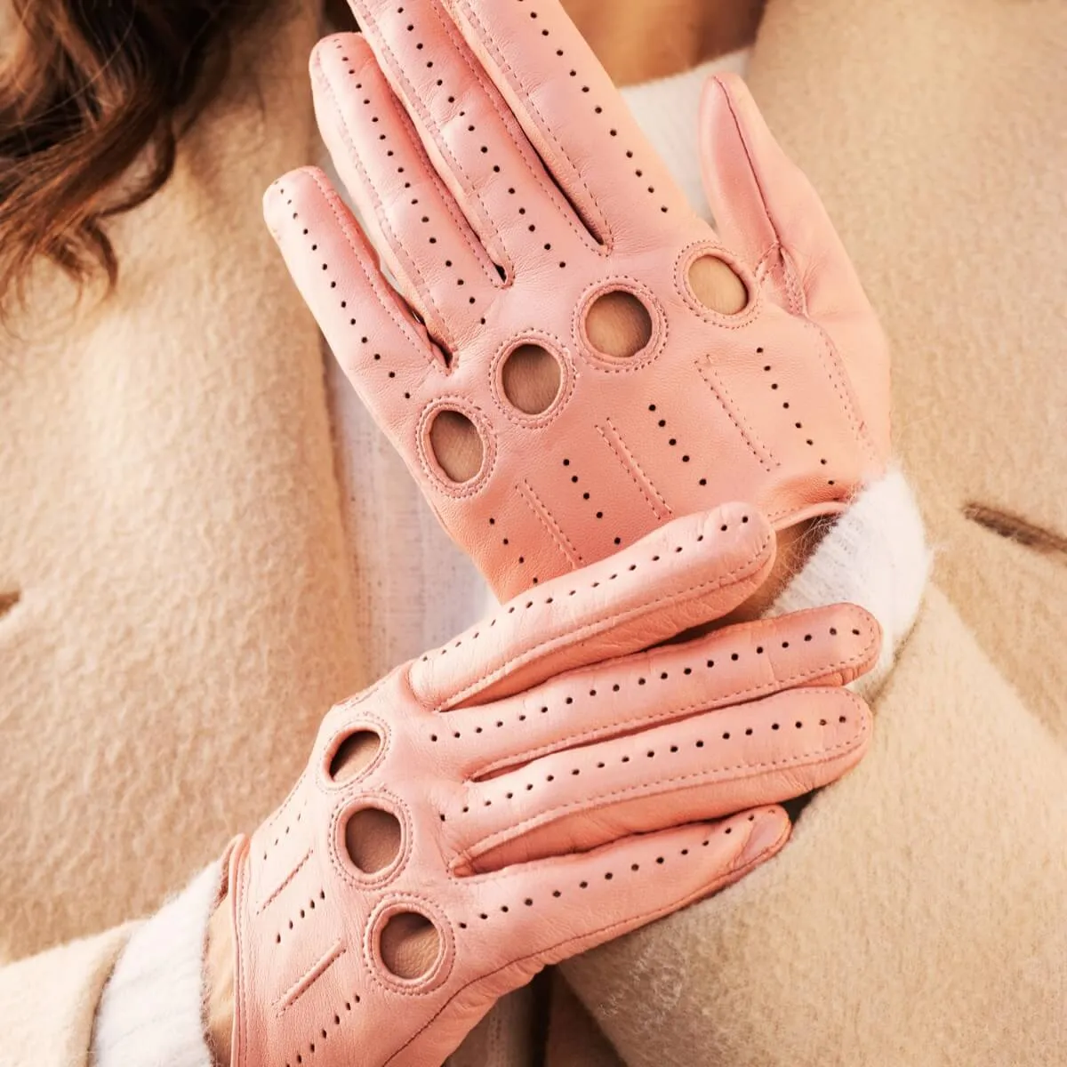 Alessa (pink) - classic Italian lambskin leather driving gloves