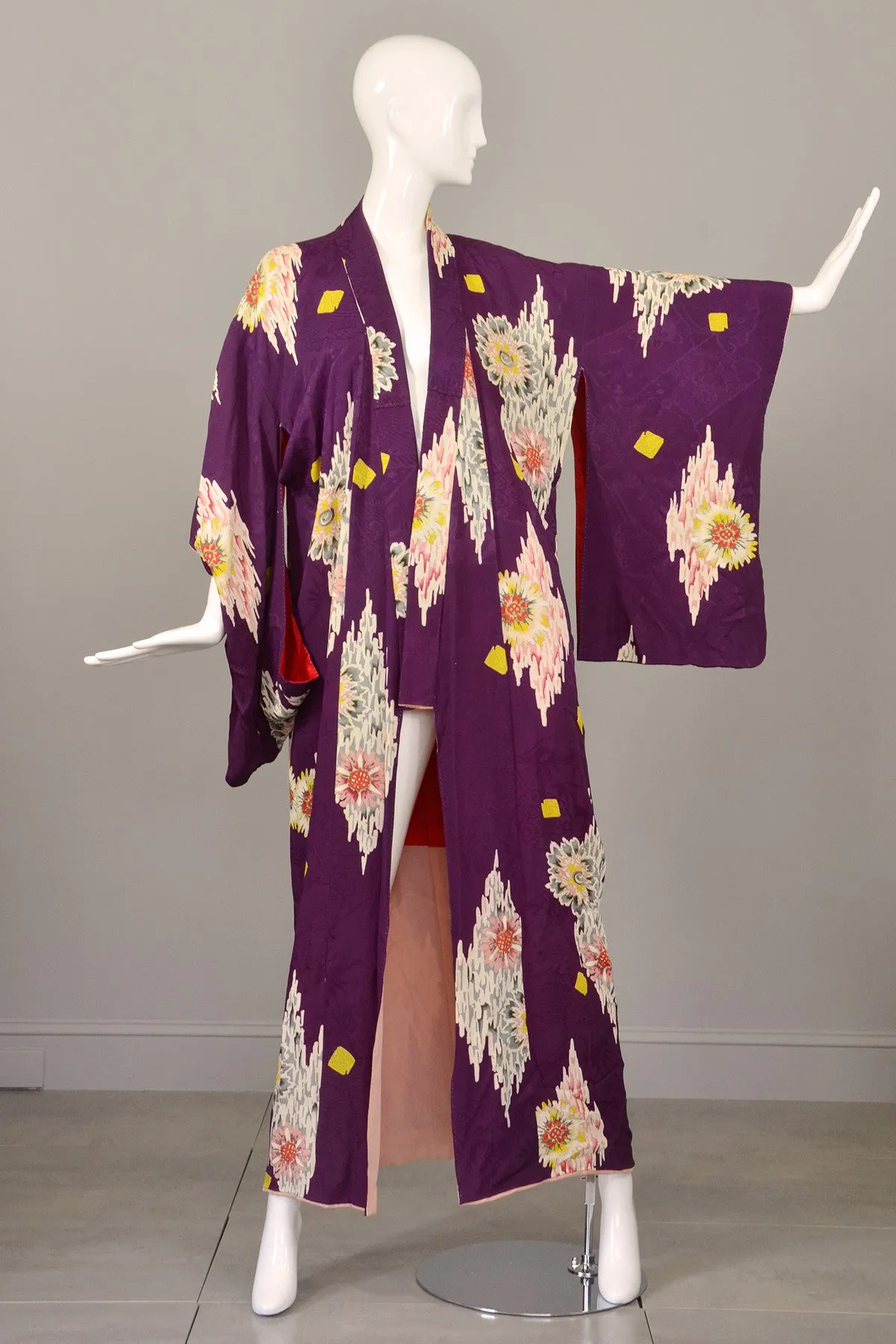 Aubergine Jacquard Cabbage Floral Print Vintage Kimono