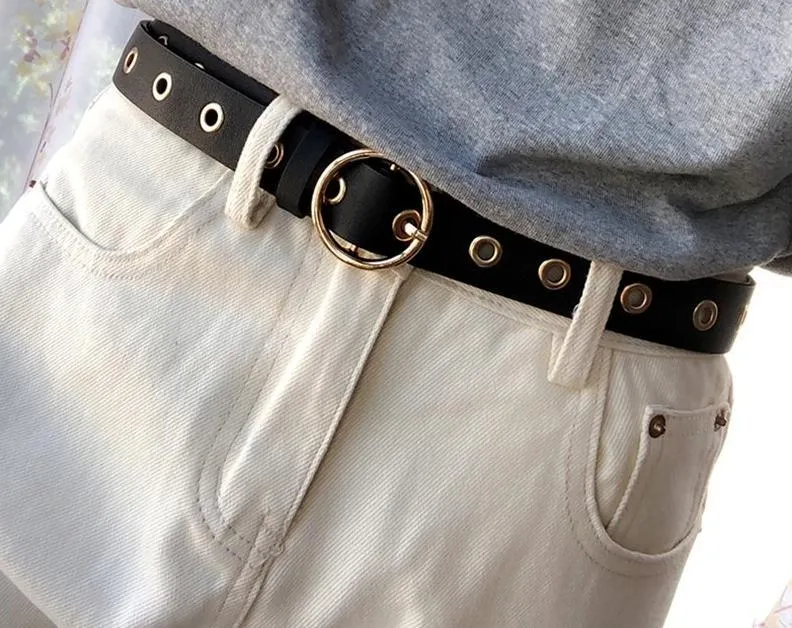 Joanna Round Buckle Retro Belt