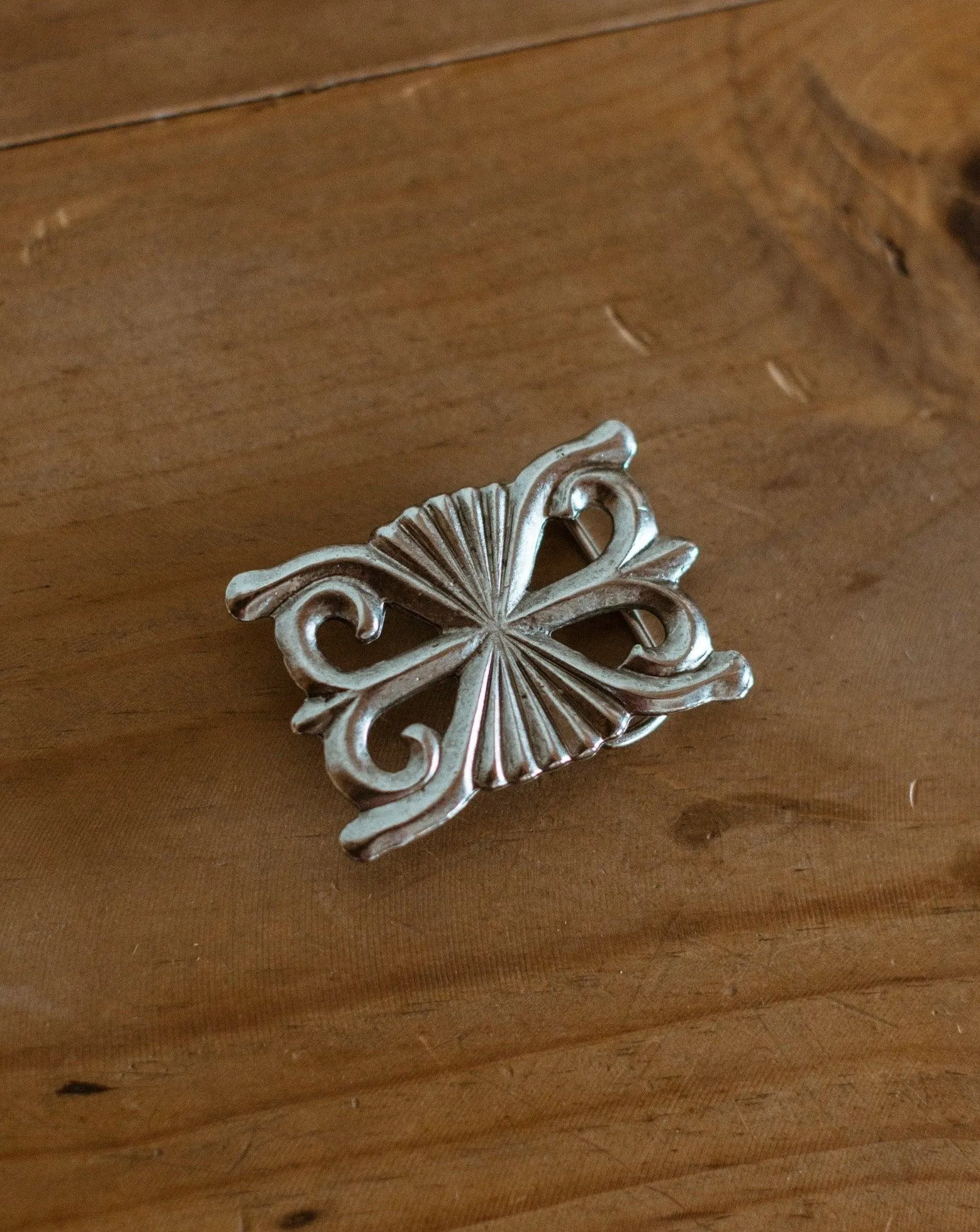 VINTAGE CAST BUCKLE